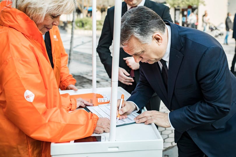Állásukat féltő óvónőkkel íratták alá a Fidesz Kubatov-listáját