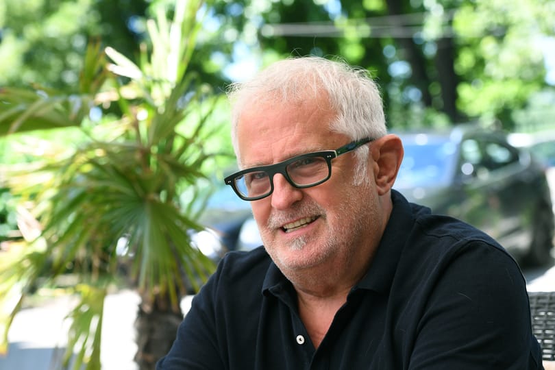 Jogerősen felmentette a törvényszék az Oltári csajok sztorilopással vádolt producerét