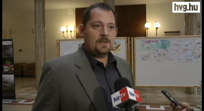 Folytatódik a Jobbik-botrány: a párt ragaszkodik Endrésik lemondásához