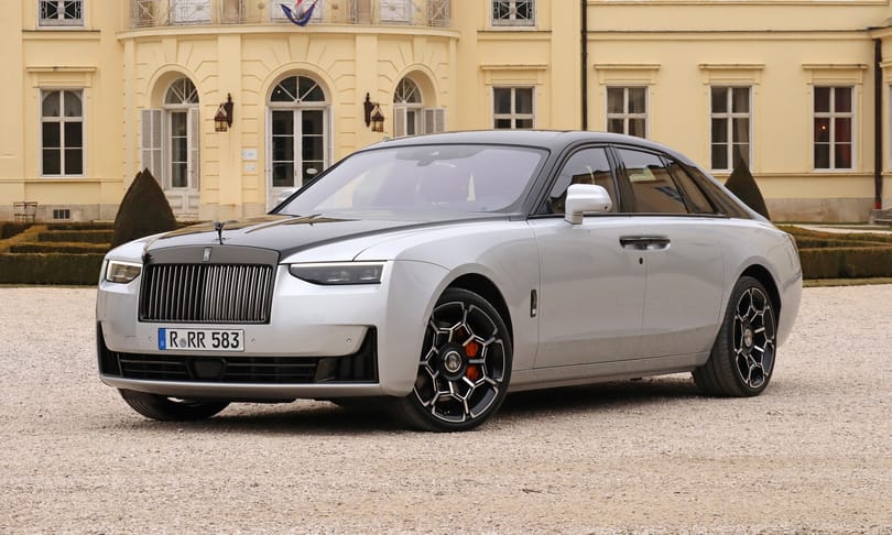 220 millió forintos sportöltöny: teszten a 600 lovas V12-es új Rolls-Royce Ghost