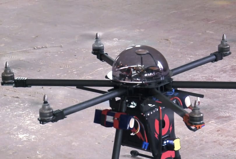 80 000 volttal sokkol – ez a drón lehet a személyes robotzsaru