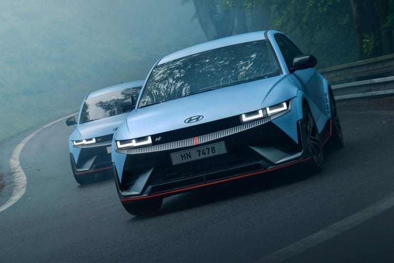 Megérkezett a Hyundai legizgalmasabb villanyautója, ami még „kéziváltót