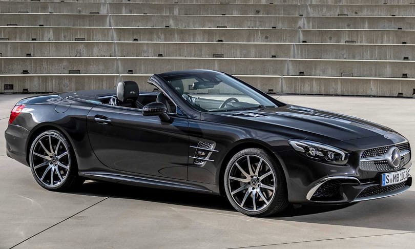 Nyitott tetős élvezetek: itt a legújabb Mercedes SL