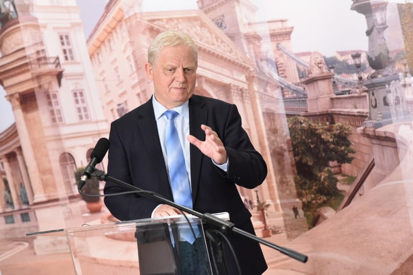 Tarlós némileg ellentmondott Lázárnak