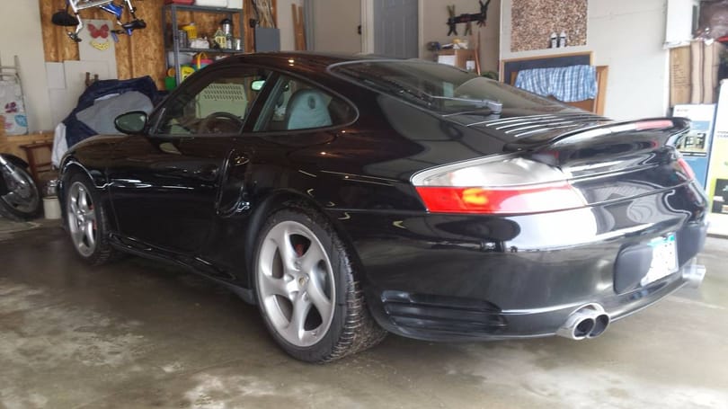 Alig hittük el, amikor megláttuk, mennyi km-t pakoltak ebbe a Porsche 996 Turbóba