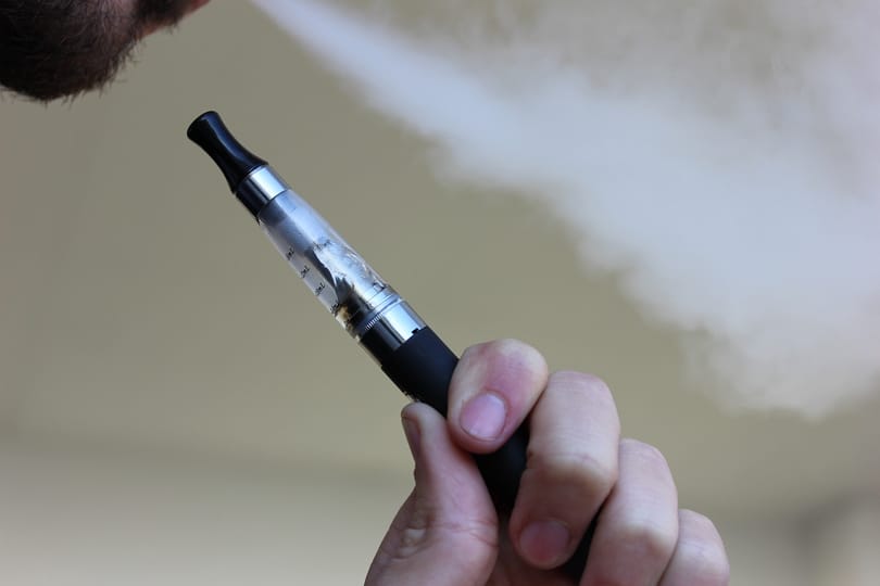 Nem az e-cigarettával fog leszokni a dohányzásról