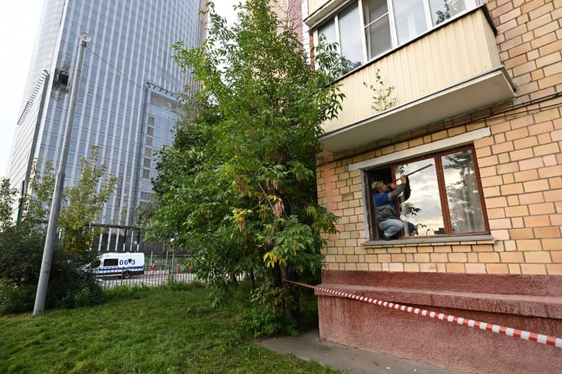 Ukrán dróntámadás miatt újra lezárták Moszkva három nagy repülőterét
