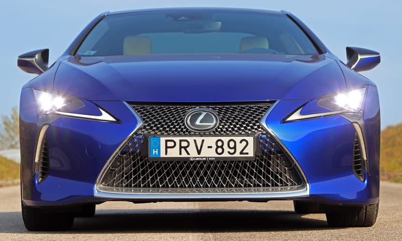 Az ördög a vállunkon: teszten a V8-as Lexus LC500