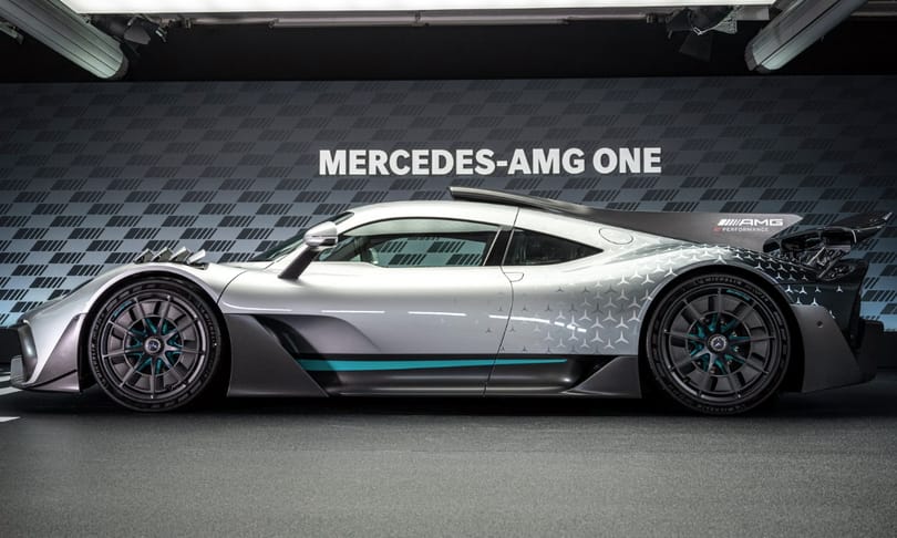 5 motorral és 1063 lóerővel debütált a Mercedes F1 technikás közúti hiperautója