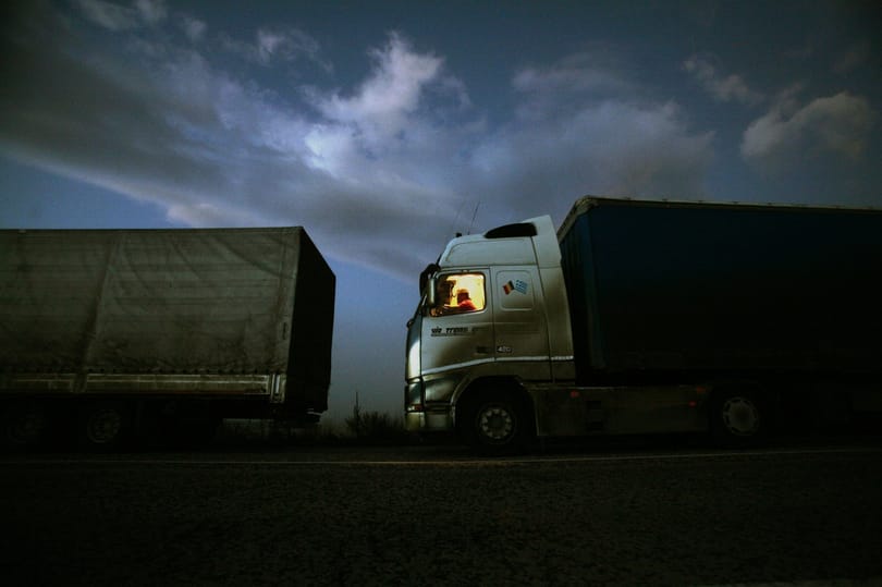 Hiába a 15 milliós fizetés, nincs elég kamionsofőr