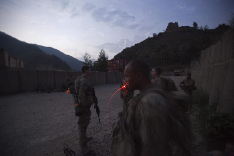 NATO-katonák és civilek haltak meg Afganisztánban