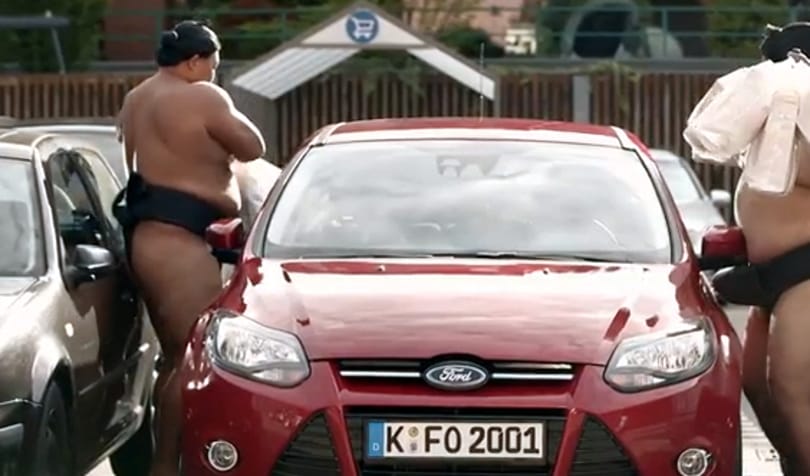Szumósokkal ütteti mások kocsiját a Ford