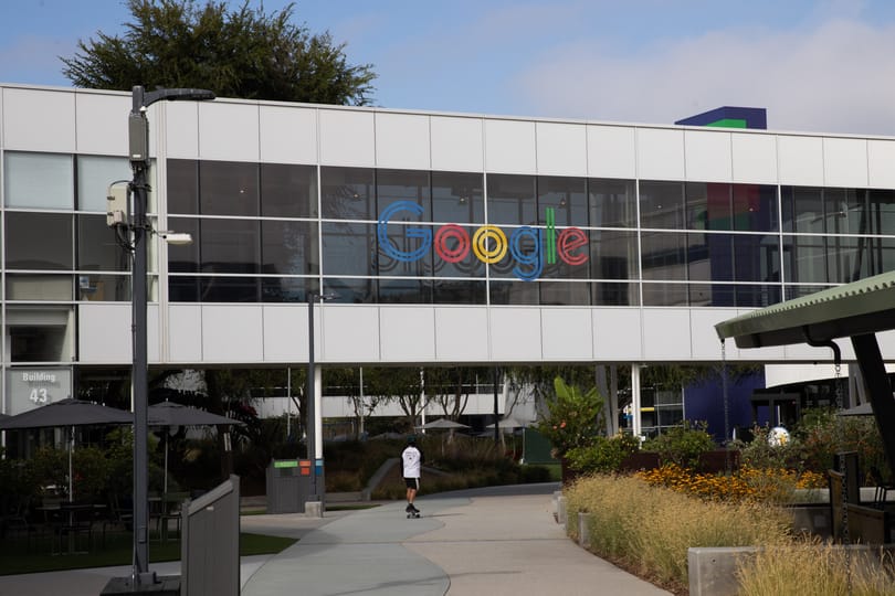 Az amerikai Igazságügyi Minisztérium beperelte a Google-t