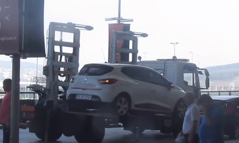 Ajaj, feltűnt a közterületi lopós autók új generációja! – videó