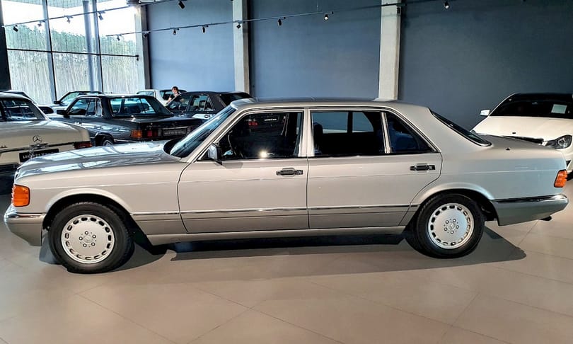 Sokan elfogadnák a Mikulástól ezt az alig használt 30 éves Mercedes 560 SEL-t