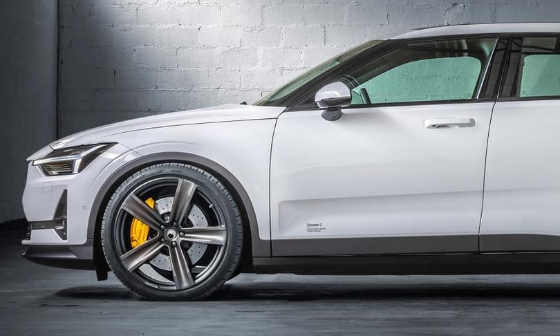 Szolidan sportos tuningot kapott a Polestar 2 villanyautó