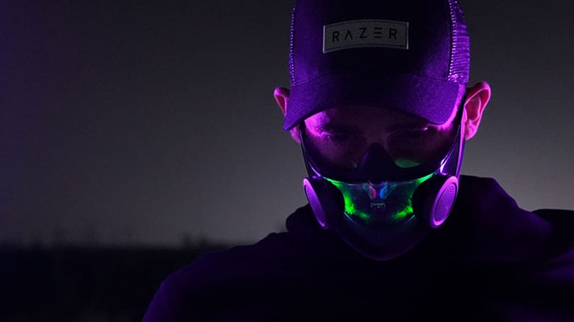 Tényleg kapható lesz a Razer futurisztikus arcmaszkja, itt már fel is próbálhatja