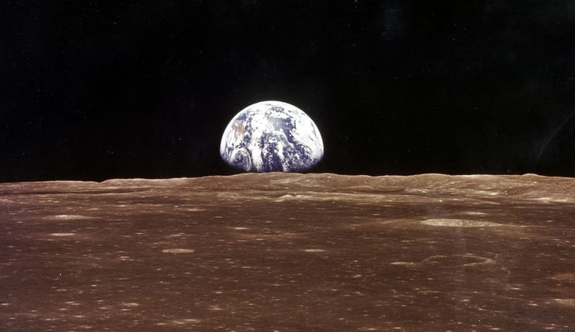 Megdöntött egy régi elméletet a NASA, kiderült, hogyan lehet víz a Holdon