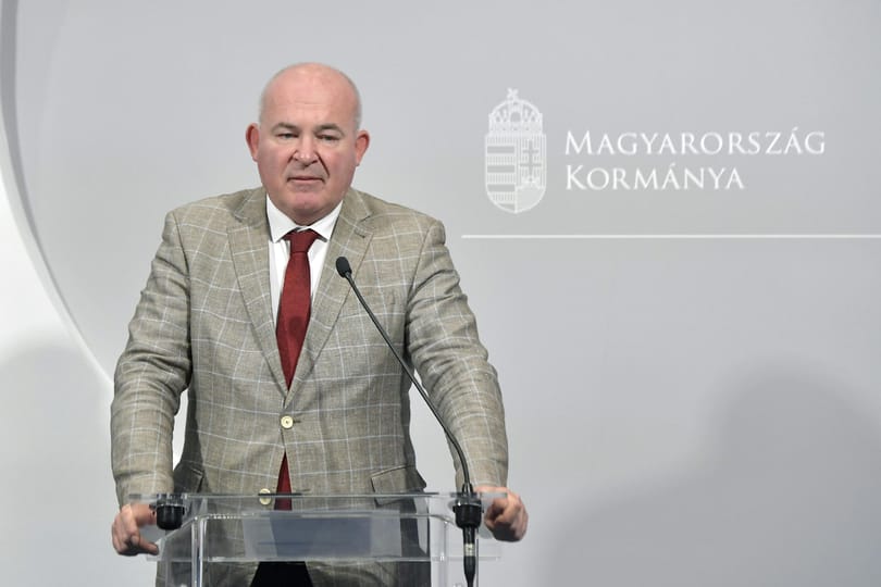 Filmes területen is kipróbálja magát a honvédelmi miniszter testvére