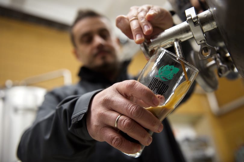 “Nem úgy van, hogy a sörcsap alá fekszünk, aztán hű, de jó”