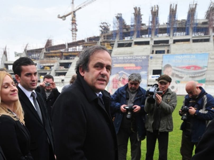 Pelé szerint Platini lehetne Blatter kihívója 