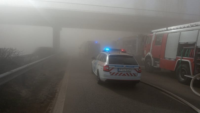 Ismét porviharok vannak az utakon, az M1-esen most már lassítják a forgalmat