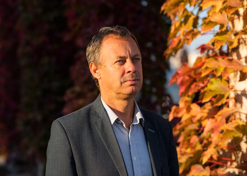 Révész Máriusz szerint a liberális sajtó „tunkol” a gyerekbántalmazási ügyben, és lejáratja Böjte Csabát