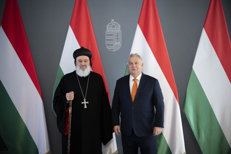 Mennyibe került az adófizetőknek, hogy Orbán a szíriai közvetítő szerepében tetszeleghet?