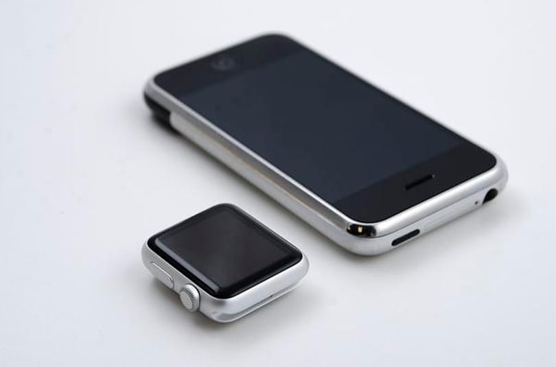 Összenyomta az Apple a régi iPhone-t, így csináltak okosórát