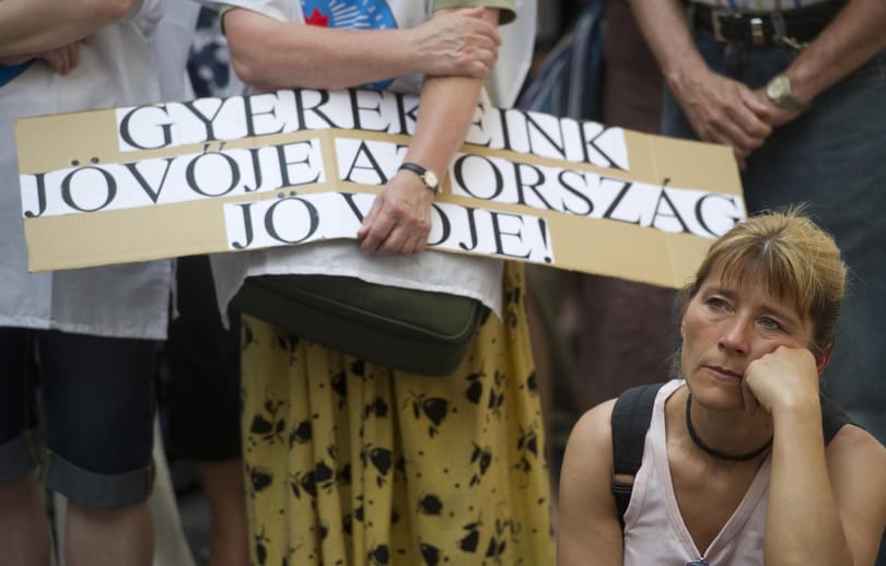 Összefognak a szakszervezetek a béremelésért
