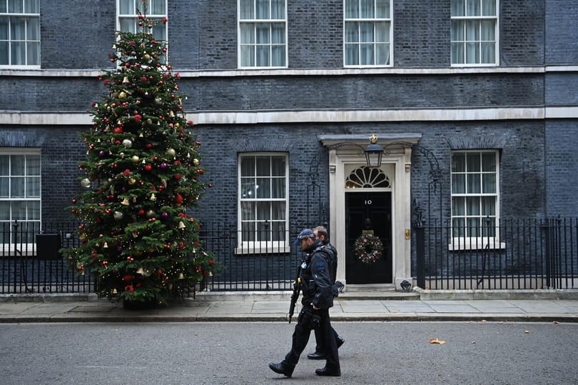 Londonban és környékén a legmagasabb készenléti szint lépett életbe a koronavírus miatt