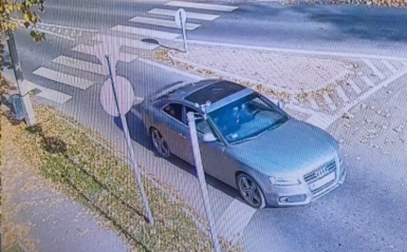A lopott mobil GPS-e végig adta a jeleket, amíg a tolvaj körbeautózta a várost, kamerákkal követték végig az útját