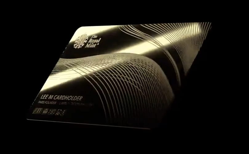 Színarany luxusbankkártya készül az igazán igényeseknek, 7 millió forintba kerül