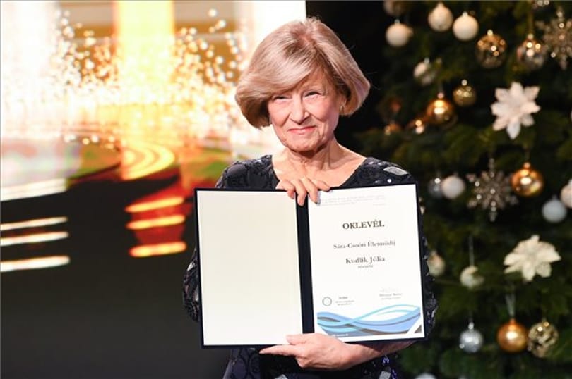 Közszolgálati díjat kapott Takaró Mihály és Kudlik Júlia
