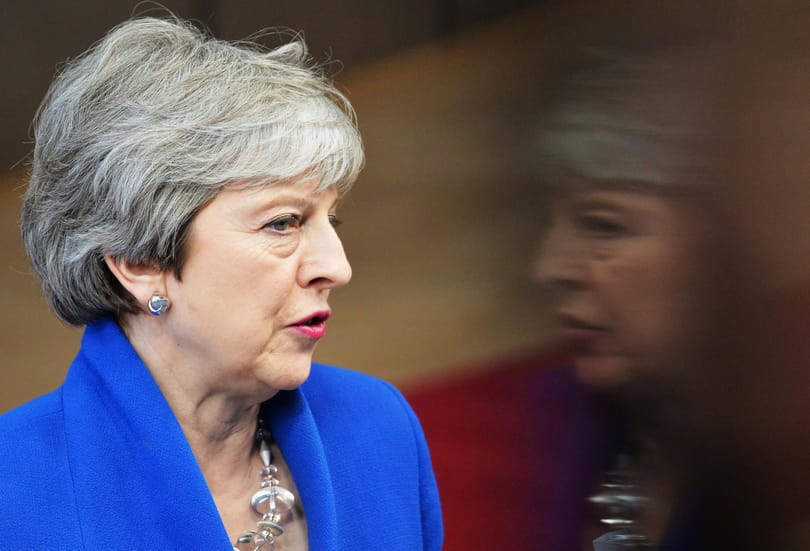 Theresa May úgy táncol, mintha nem lenne holnap