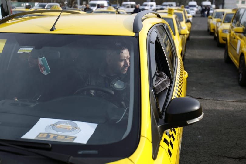 Ma megint taxisok béníthatják meg Budapestet