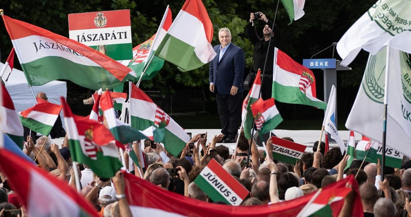 Európai szinten is messze a Fidesz költ legtöbbet kampányra a közösségi médiában
