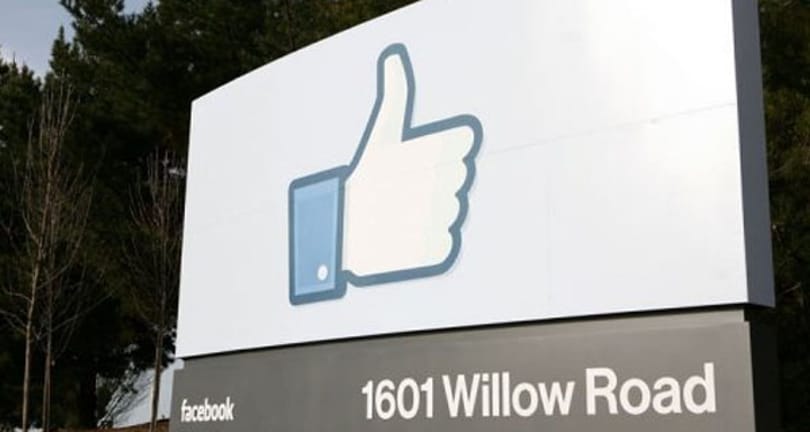 Okos csalók: Facebook részvényt árult, pedig nem is részvényes...
