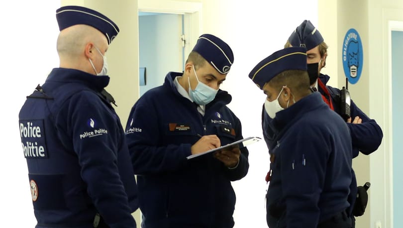Most egy 52 fős szexpartira csaptak le a belga rendőrök