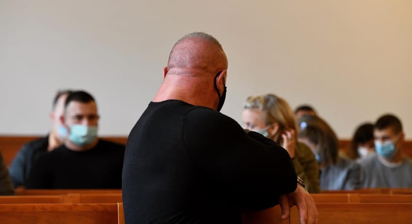 Ágyhoz kötözve kezelik M. Richárdot, aki 80 kilót fogyott a sztrókja óta