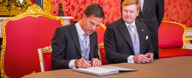 Sokáig alakult, de hamar szét is robbanhat a holland kormány