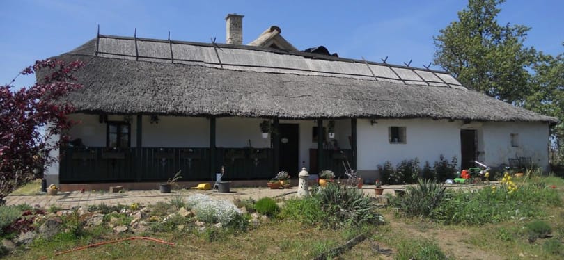Habitat for Humanity: Kimondta a kormány a végítéletet a vályogházakra