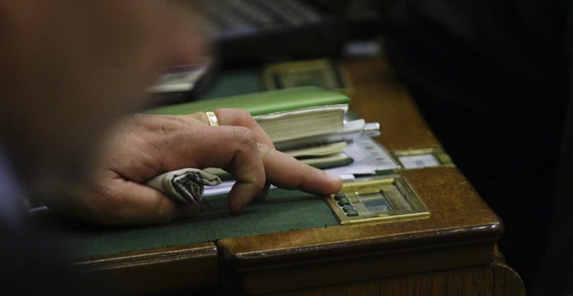 Már hétfőn szavazhat a parlament a fordított áfafizetésről