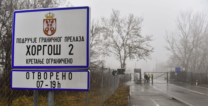 Szeretettel a Vajdaságból: hiába lobbizott Orbánnál a VMSZ elnöke, nem marad nonstop nyitva a Röszke-Horgos átkelő