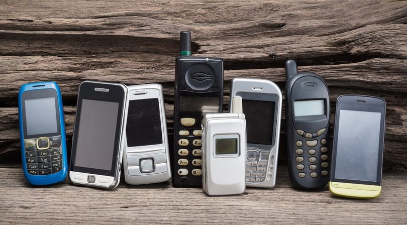 Hogyan lehet a kidobott mobiltelefonokból arany gyűrű?