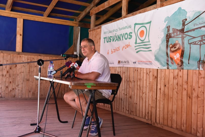 Kósa Lajos: Együtt sírunk, együtt nevetünk a magyar néppel