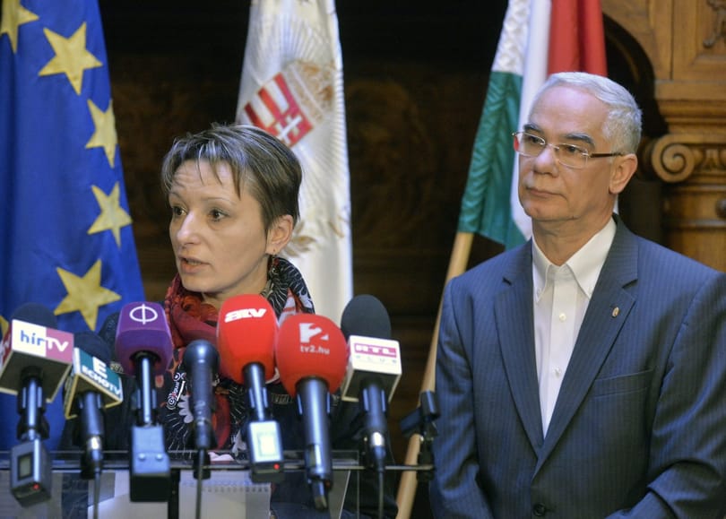 Mozog Balog és Fazekas széke a kormányban