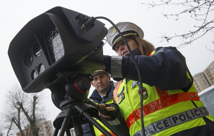 Nem tévedés: 54 darab traffipaxot árverez el a NAV