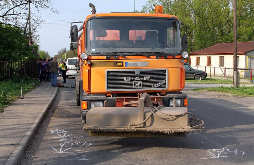 Halálra gázoltak egy biciklis Bőcsön