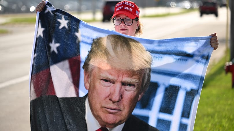 „A választásnak vége” – hírességek reagáltak a Donald Trump elleni merényletkísérletre